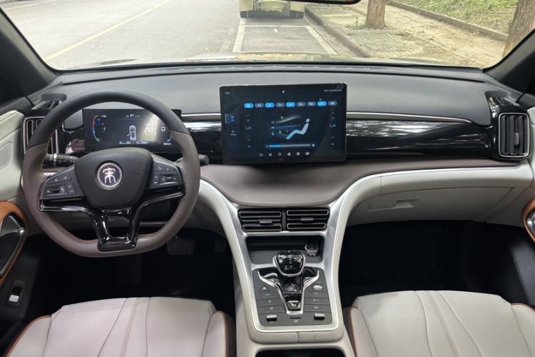 Used BYD Song Pro New Energy 2022 DM-i 110km Flagship Model Interior 2