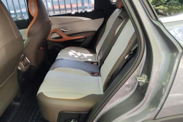Used BYD Song Pro New Energy 2022 DM-i 110km Flagship Model Interior 4