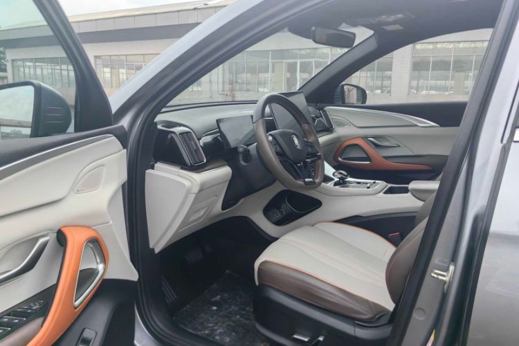 Used BYD Song Pro New Energy 2022 DM-i 110km Flagship Pro Model Interior 8
