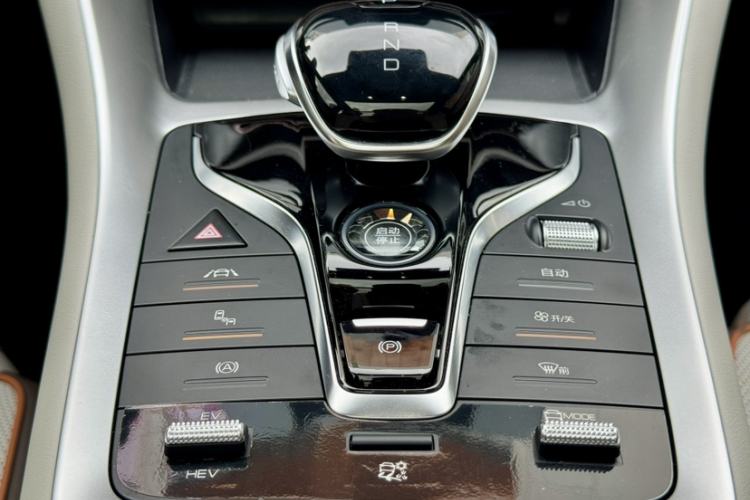 Used BYD Song Pro New Energy 2022 DM-i 51km Prestige Model Interior 9