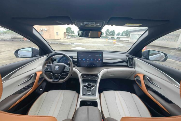 Used BYD Song Pro New Energy 2022 DM-i 110km Flagship Pro Model Interior 9