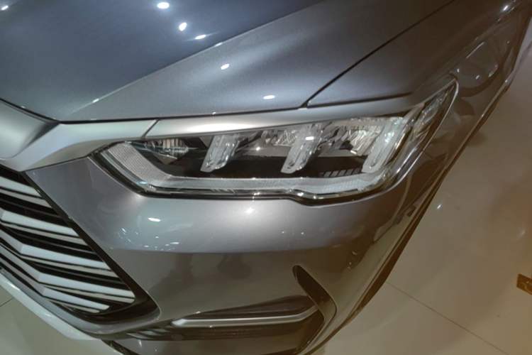 Used BYD Song Pro New Energy 2022 DM-i 51km Luxury Model Left Front Headlight