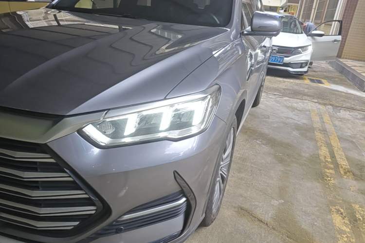 Used BYD Song Pro New Energy 2022 DM-i 110km Flagship Pro Model Left Front Headlight