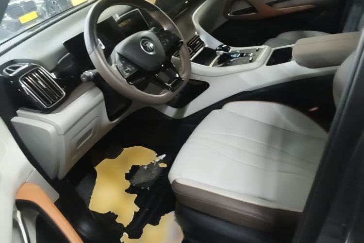 Used BYD Song Pro New Energy 2022 DM-i 110km Flagship Model Left Front Seat