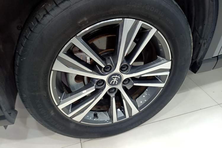 Used BYD Song Pro New Energy 2022 DM-i 51km Luxury Model Left Front Wheel Hub