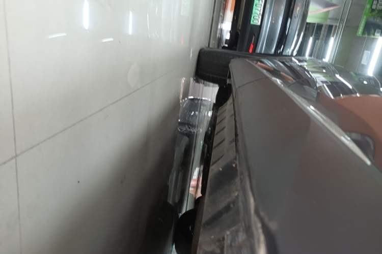 Used BYD Song Pro New Energy 2022 DM-i 51km Prestige Model Left Side Sill