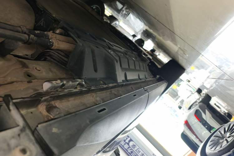 Used BYD Song Pro New Energy 2022 DM-i 110km Flagship Pro Model Left Side Sill