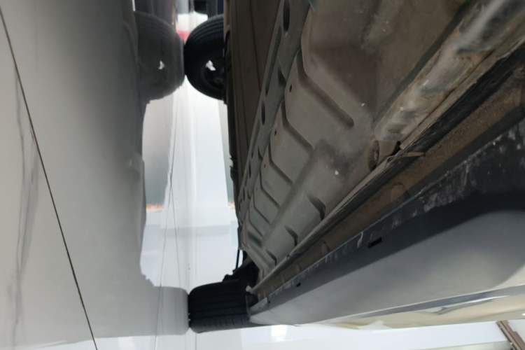 Used BYD Song Pro New Energy 2022 DM-i 110km Flagship Model Left Side Sill