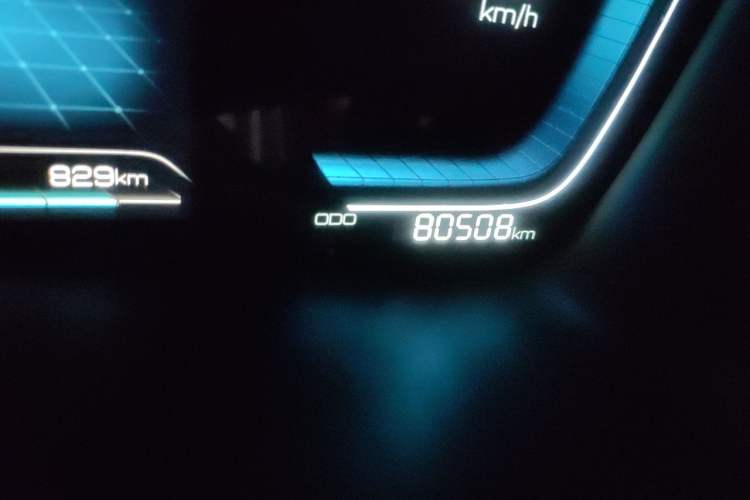 Used BYD Song Pro New Energy 2022 DM-i 110km Flagship Model Odometer Close Up
