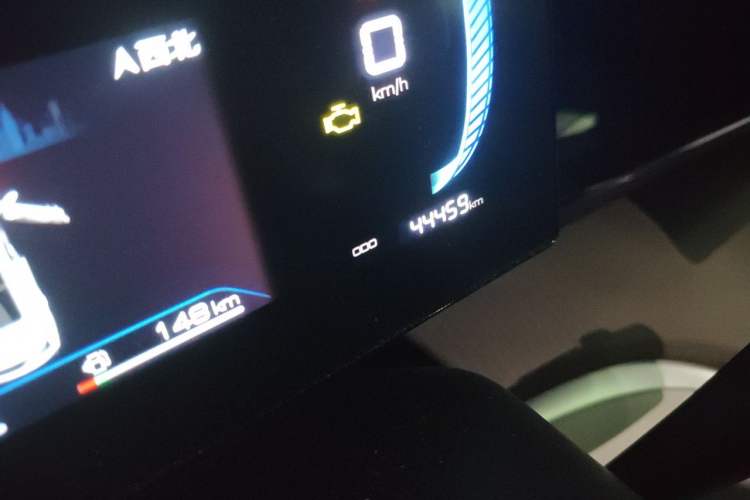 Used BYD Song Pro New Energy 2022 DM-i 51km Prestige Model Odometer Close Up