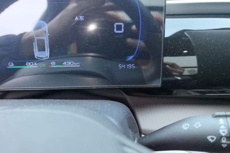 Used BYD Song Pro New Energy 2022 DM-i 51km Prestige Model Odometer Close Up