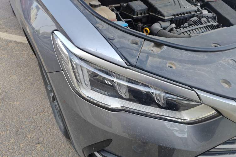 Used BYD Song Pro New Energy 2022 DM-i 51km Prestige Model Right Front Headlight