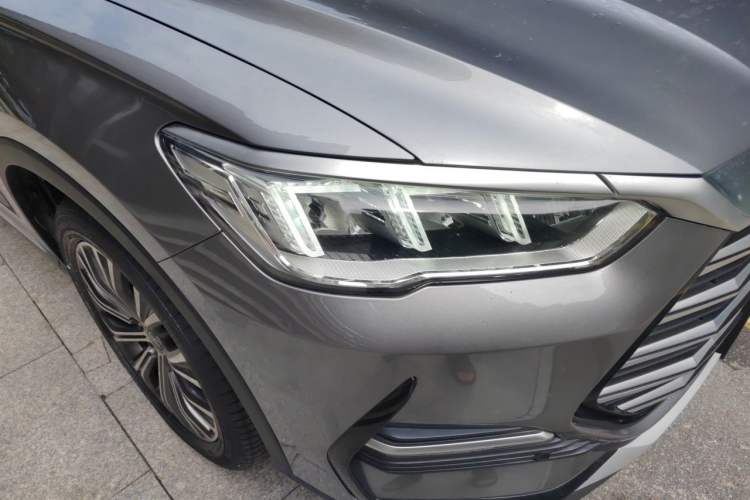 Used BYD Song Pro New Energy 2022 DM-i 110km Flagship Pro Model Right Front Headlight