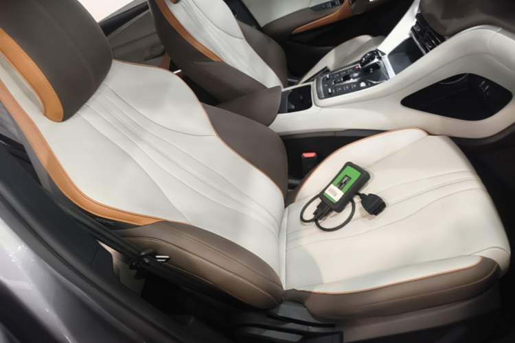 Used BYD Song Pro New Energy 2022 DM-i 51km Luxury Model Right Front Seat