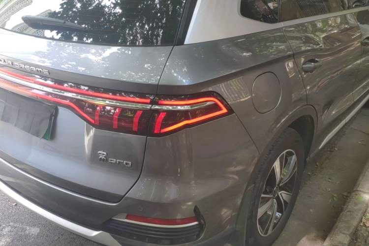 Used BYD Song Pro New Energy 2022 DM-i 110km Flagship Model Right Rear Taillight