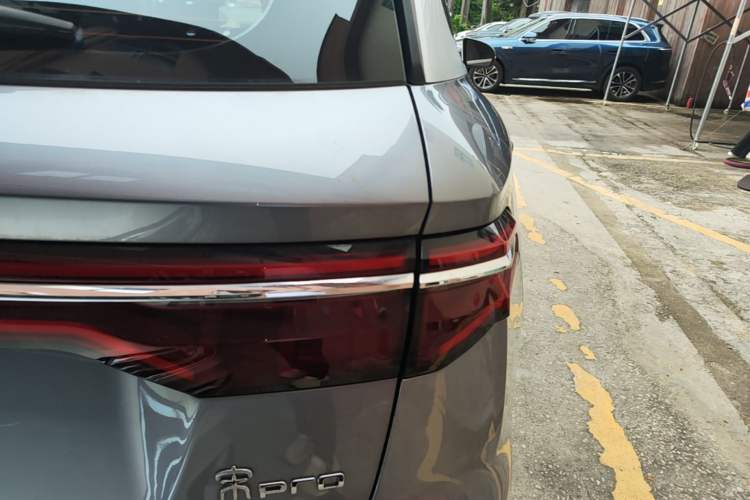Used BYD Song Pro New Energy 2022 DM-i 110km Flagship Model Right Rear Taillight
