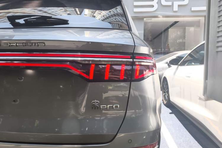 Used BYD Song Pro New Energy 2022 DM-i 51km Luxury Model Right Rear Taillight