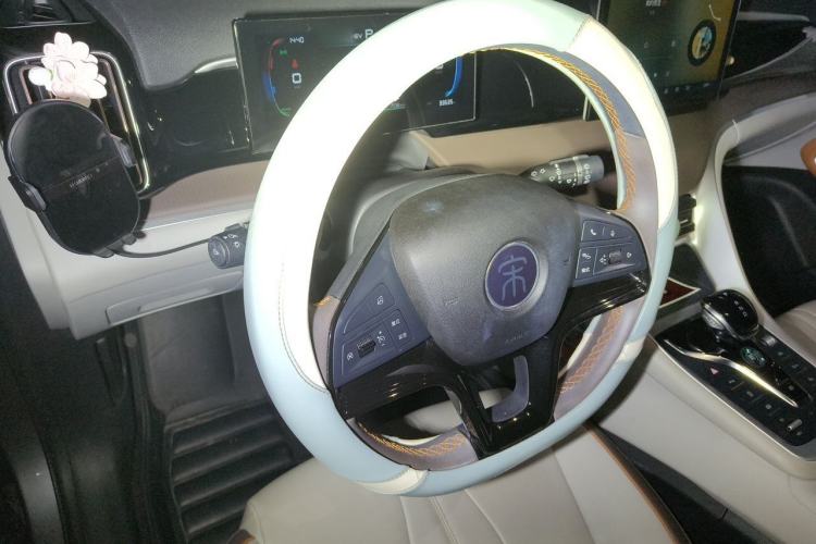 Used BYD Song Pro New Energy 2022 DM-i 51km Luxury Model Steering Wheel