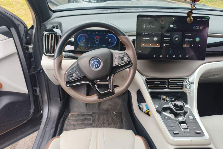 Used BYD Song Pro New Energy 2022 DM-i 110km Flagship Pro Model Steering Wheel