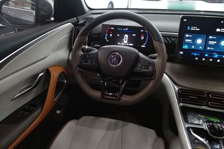 Used BYD Song Pro New Energy 2022 DM-i 51km Prestige Model Steering Wheel