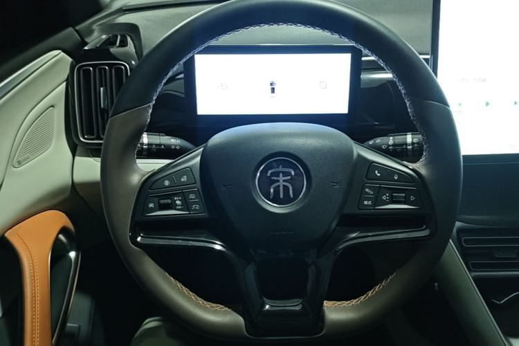Used BYD Song Pro New Energy 2022 DM-i 110km Flagship Pro Model Steering Wheel