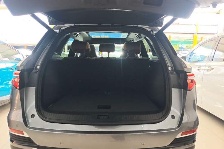 Used BYD Song Pro New Energy 2022 DM-i 110km Flagship Pro Model Trunk