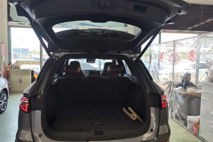 Used BYD Song Pro New Energy 2022 DM-i 51km Prestige Model Trunk