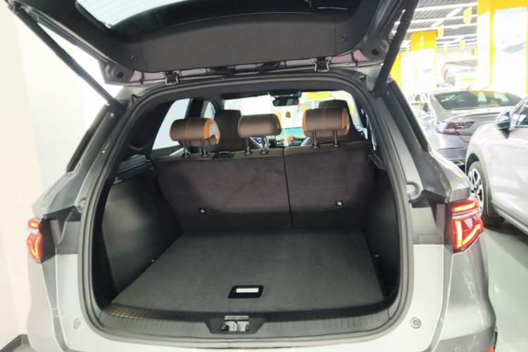 Used BYD Song Pro New Energy 2022 DM-i 51km Prestige Model Trunk