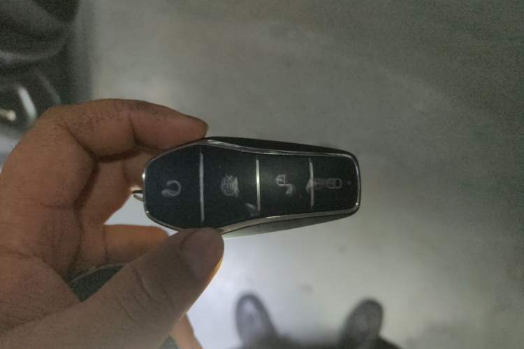 Used BYD Song Pro New Energy 2022 DM-i 51km Luxury Model Vehicle Key