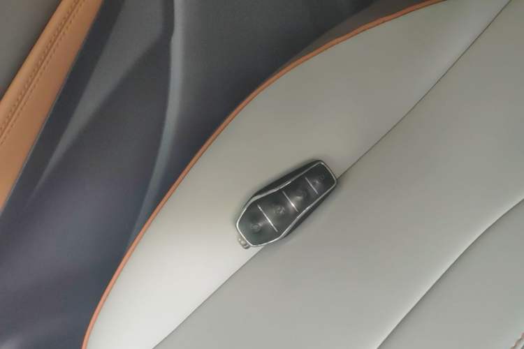 Used BYD Song Pro New Energy 2022 DM-i 110km Flagship Model Vehicle Key