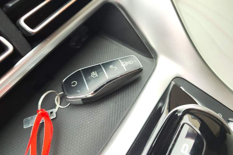 Used BYD Song Pro New Energy 2022 DM-i 110km Flagship Model Vehicle Key