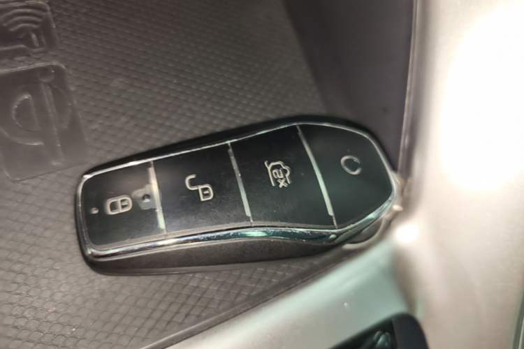 Used BYD Song Pro New Energy 2022 DM-i 110km Flagship Pro Model Vehicle Key