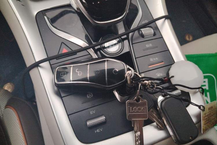 Used BYD Song Pro New Energy 2022 DM-i 110km Flagship Pro Model Vehicle Key