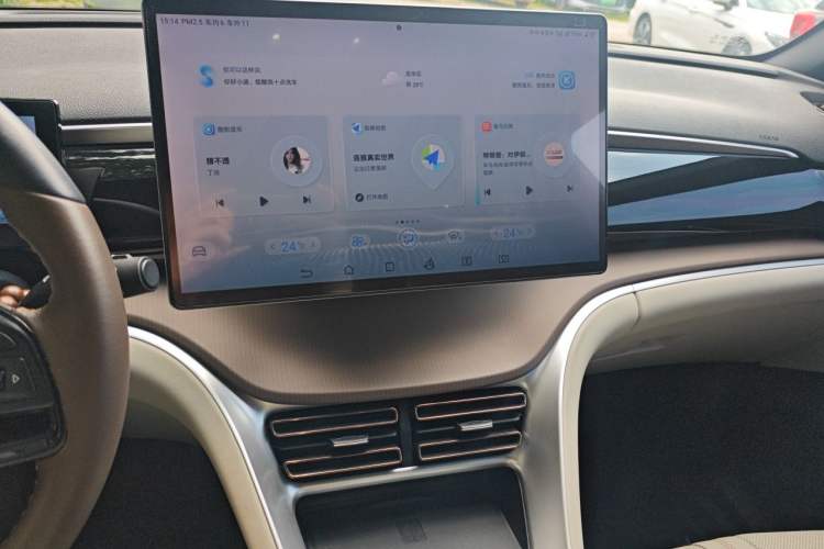 Used BYD Song Pro New Energy 2022 DM-i 110km Flagship Pro Model Audio And AC Panel
