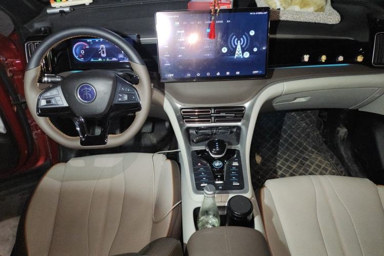 Used BYD Song Pro New Energy 2022 DM-i 110km Flagship Pro Model Center Console