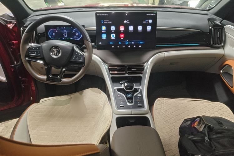 Used BYD Song Pro New Energy 2022 DM-i 110km Flagship Pro Model Center Console