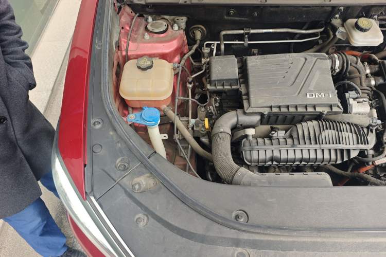 Used BYD Song Pro New Energy 2022 DM-i 110km Flagship Pro Model Engine Bay Right