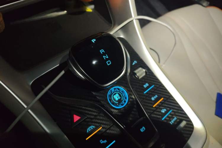 Used BYD Song Pro New Energy 2022 DM-i 110km Flagship Pro Model Gear Lever