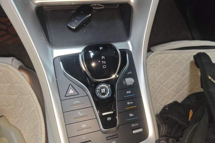 Used BYD Song Pro New Energy 2022 DM-i 110km Flagship Pro Model Gear Lever