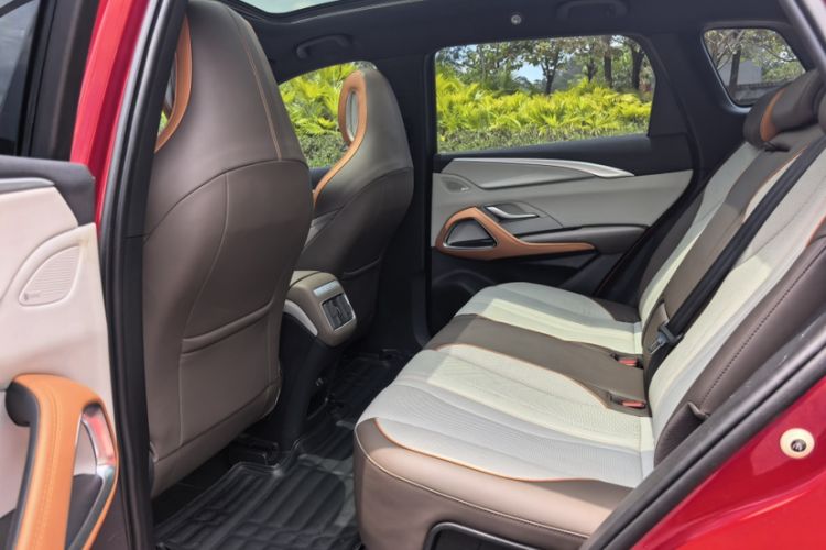 Used BYD Song Pro New Energy 2022 DM-i 110km Flagship Pro Model Interior 1