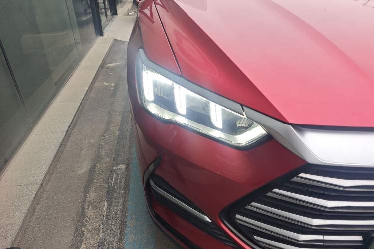 Used BYD Song Pro New Energy 2022 DM-i 110km Flagship Pro Model Right Front Headlight