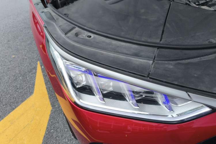 Used BYD Song Pro New Energy 2022 DM-i 110km Flagship Pro Model Right Front Headlight
