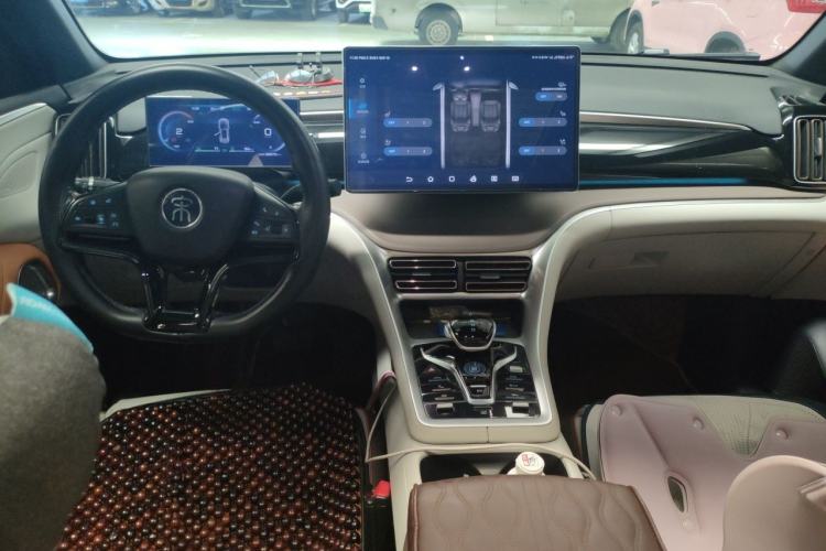 Used BYD Song Pro New Energy 2022 DM-i 51km Prestige Model Center Console