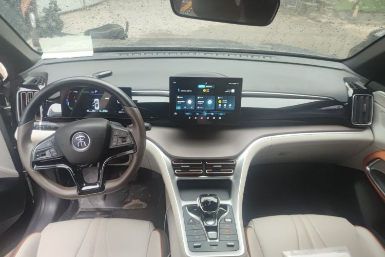 Used BYD Song Pro New Energy 2022 DM-i 51km Luxury Model Center Console