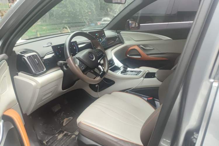 Used BYD Song Pro New Energy 2022 DM-i 51km Luxury Model Driver Seat