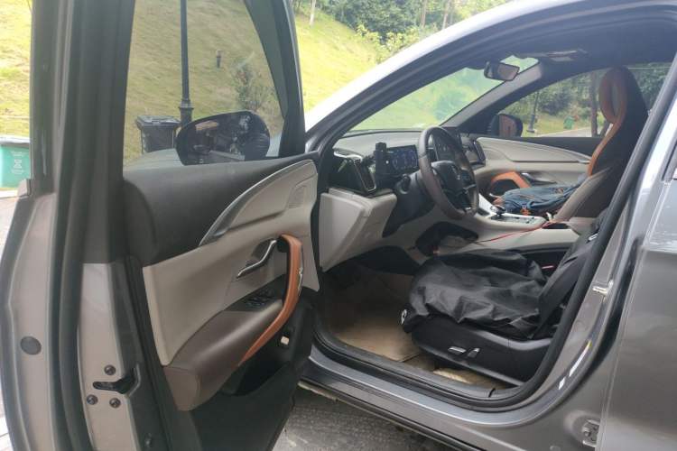 Used BYD Song Pro New Energy 2022 DM-i 51km Prestige Model Driver Seat
