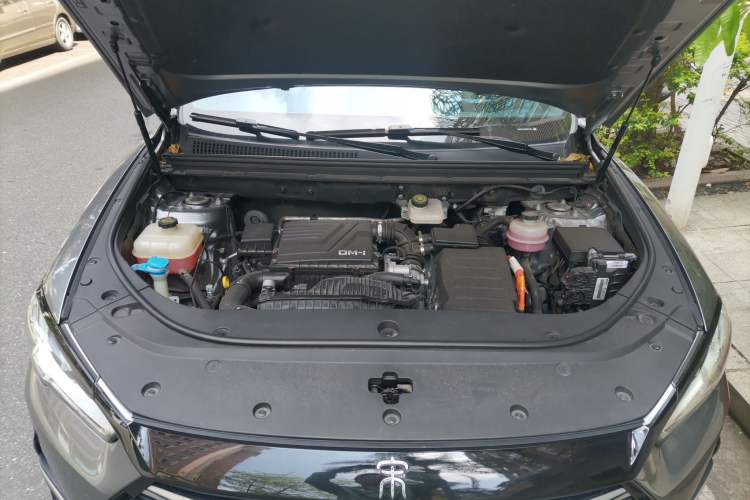 Used BYD Song Pro New Energy 2022 DM-i 110km Flagship Model Engine Bay