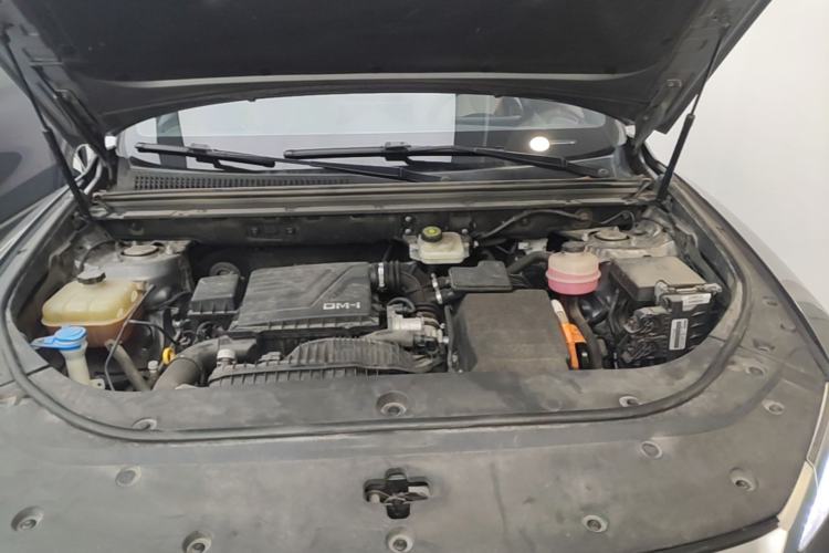 Used BYD Song Pro New Energy 2022 DM-i 51km Luxury Model Engine Bay