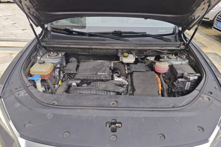 Used BYD Song Pro New Energy 2022 DM-i 110km Flagship Model Engine Bay