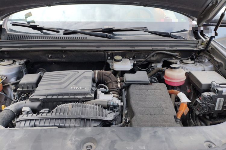 Used BYD Song Pro New Energy 2022 DM-i 110km Flagship Pro Model Engine Bay Left